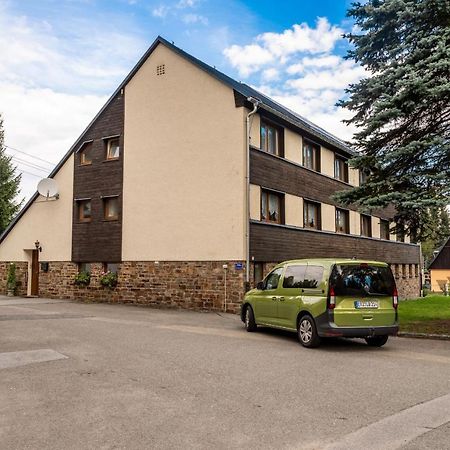 Hotel Vierenstrasse Neudorf  Exterior foto